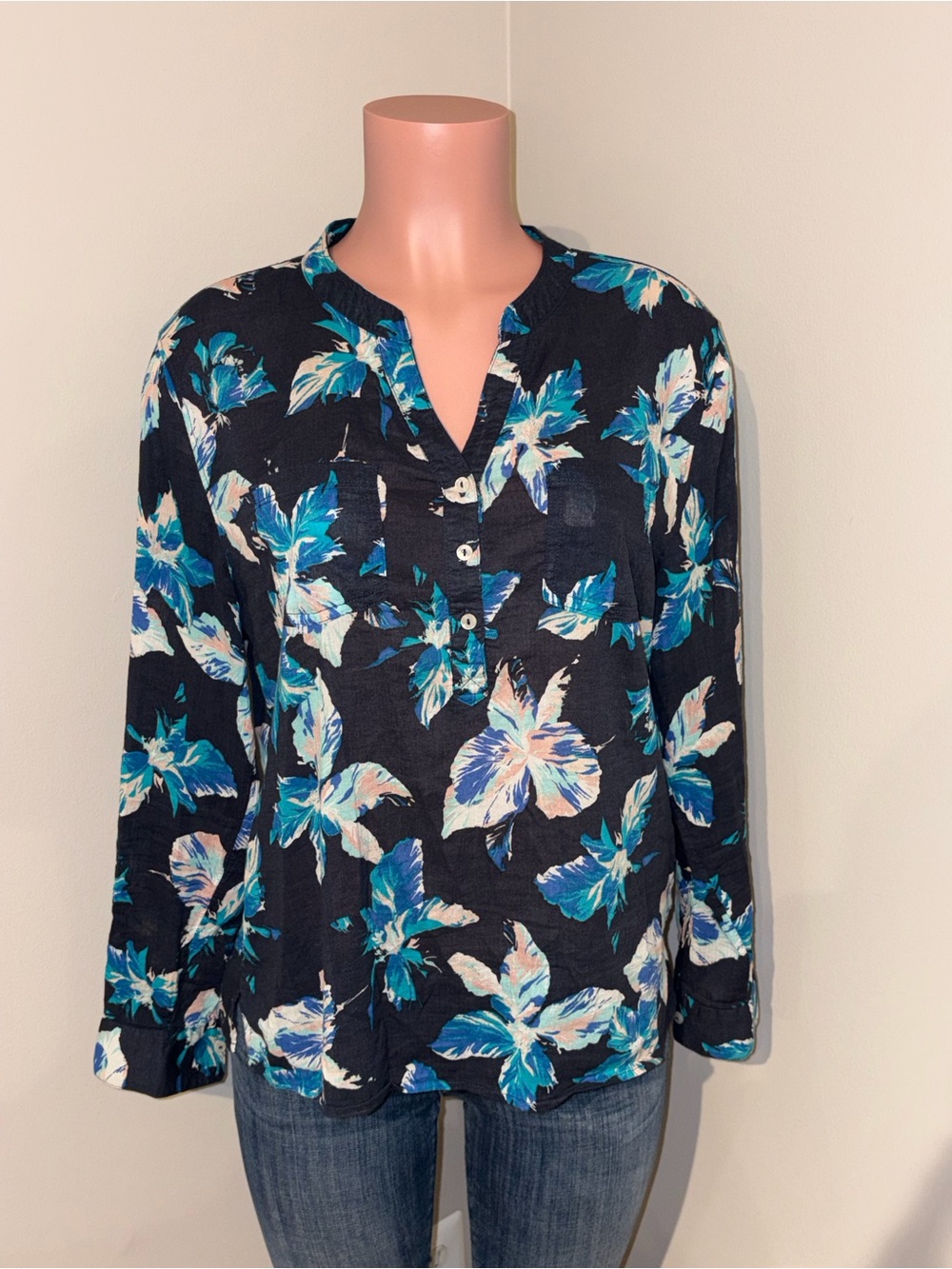Carve Designs Blouse Women Medium Blue Floral Organic Cotton Henley Roll Tab